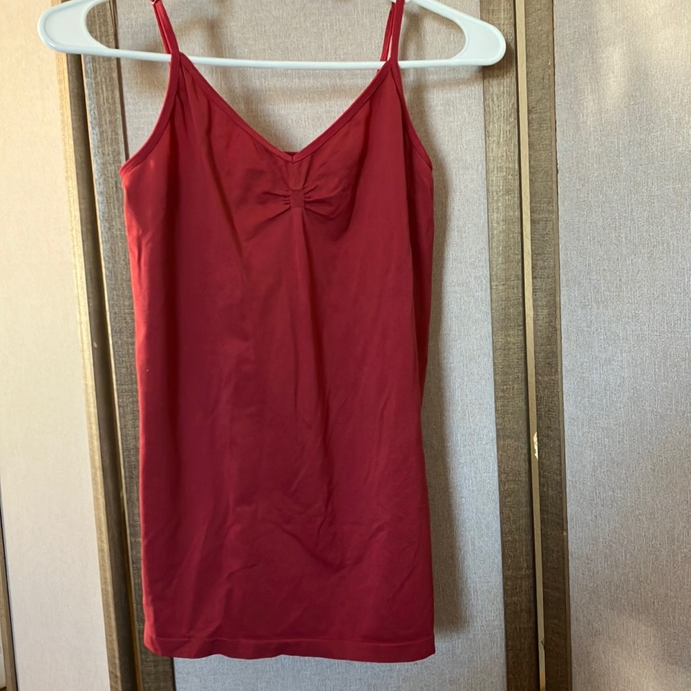 FINAL MARKDOWN LC Lauren Conrad Vibrant Red Camisole medium